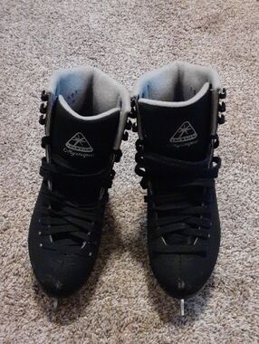 JACKSON Black Figure Skates with Silver Blades
